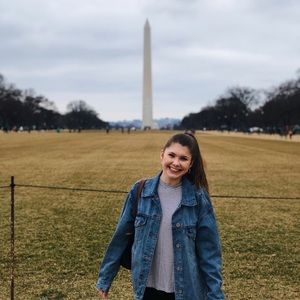 Meet your Posher, Lindsey